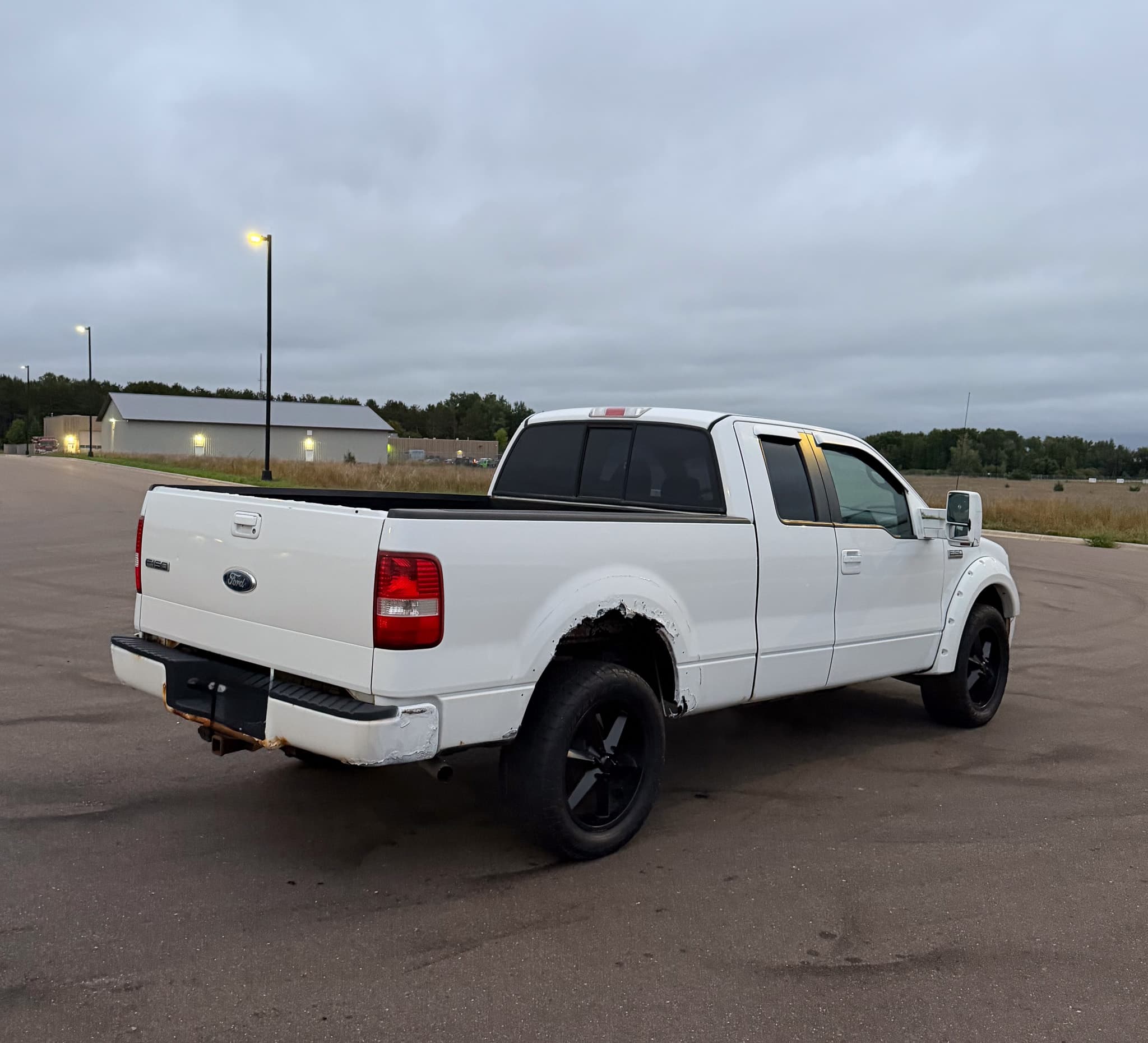 2008 Ford F-150 XLT — photo 4 of 14