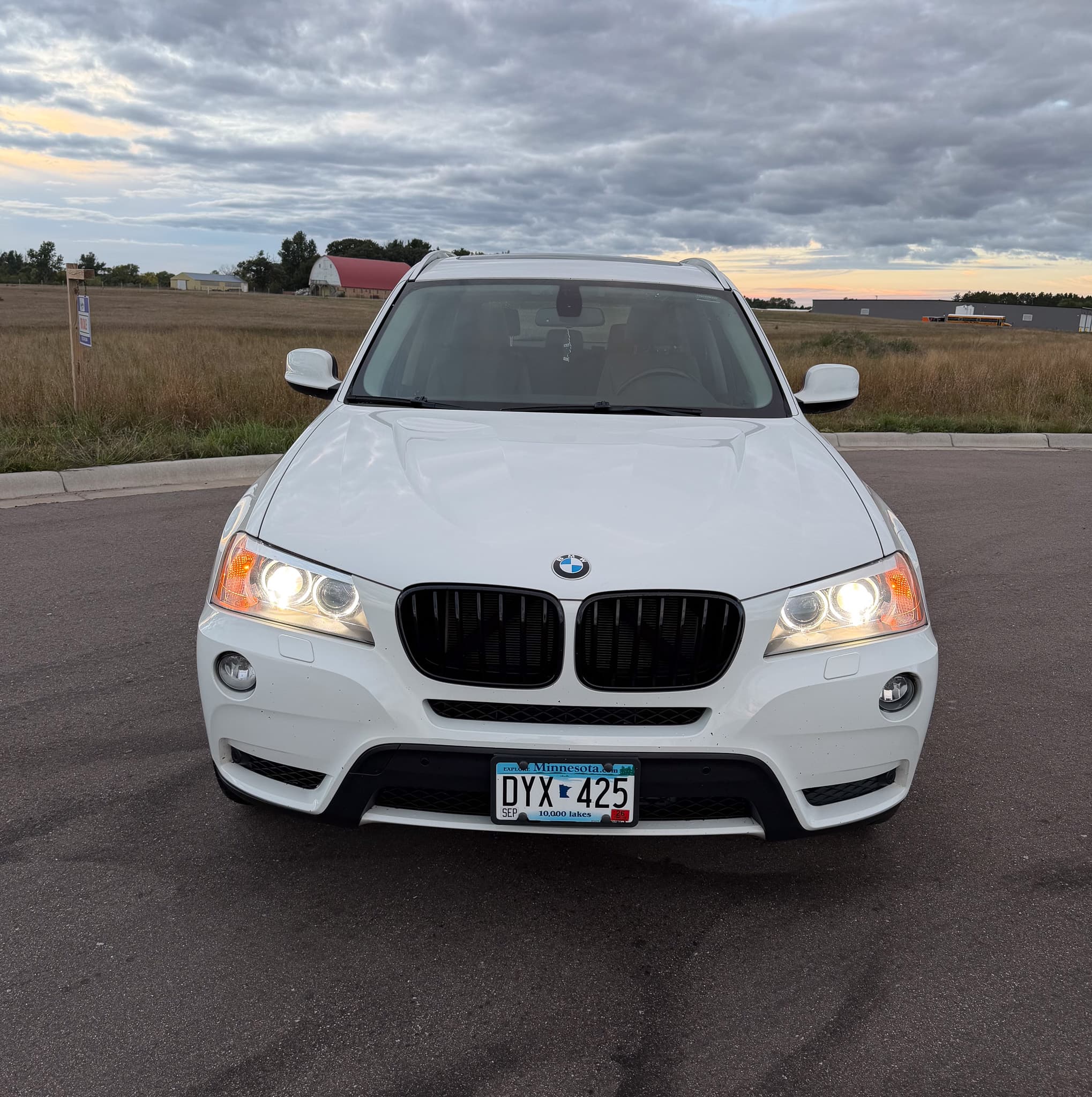 2011 BMW X3 xDrive35i — photo 2 of 18