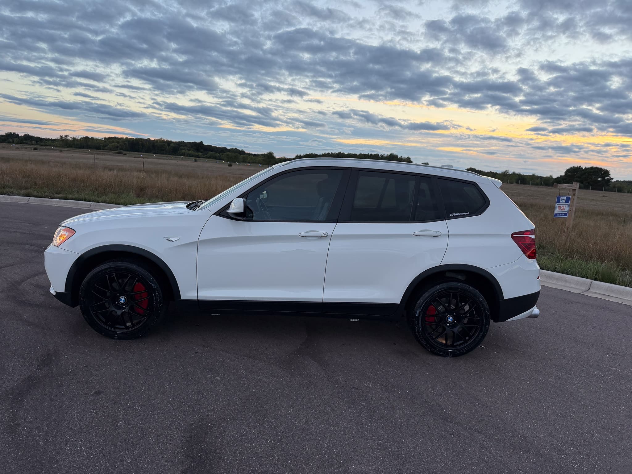 2011 BMW X3 xDrive35i — photo 8 of 18