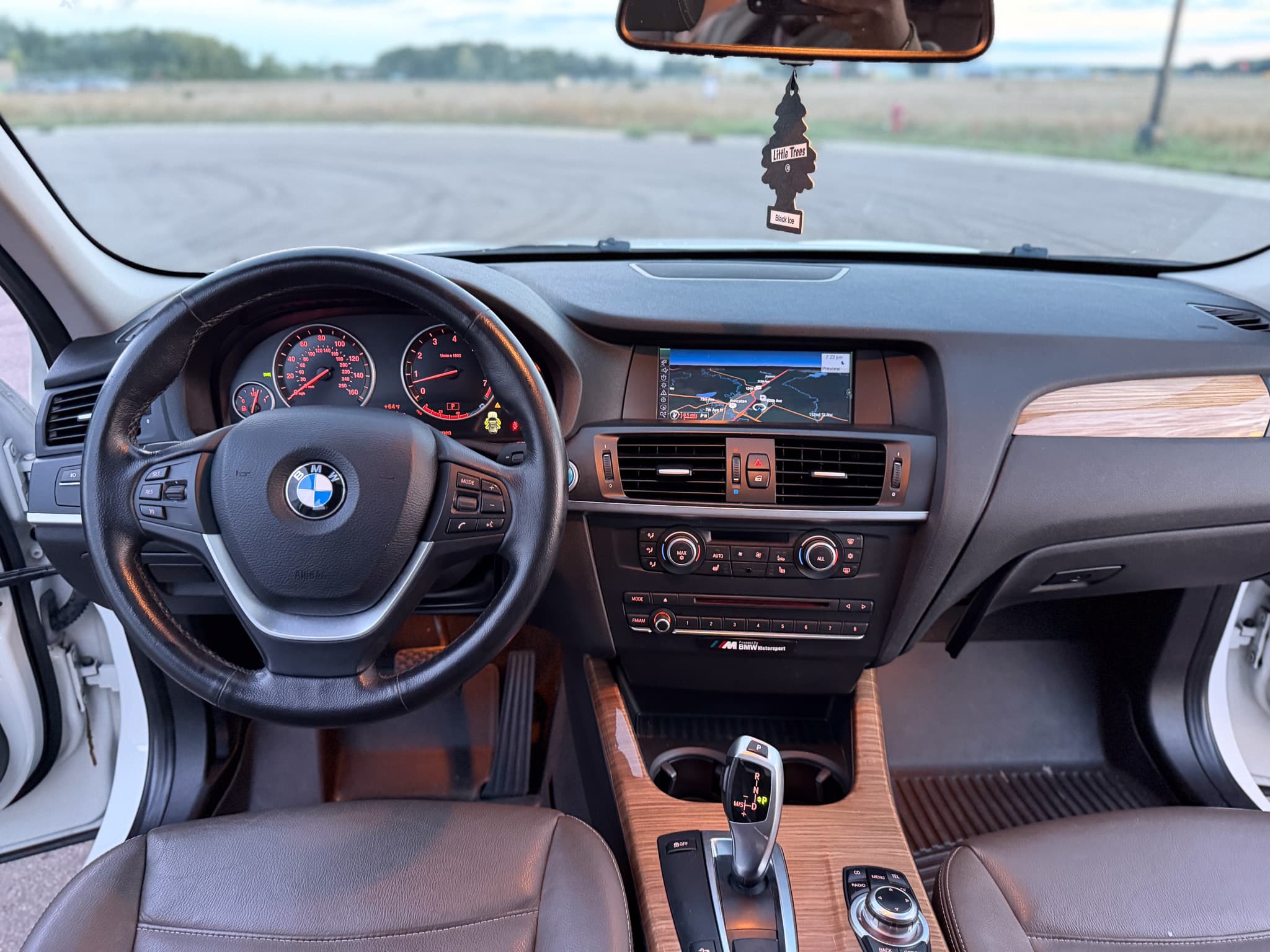 2011 BMW X3 xDrive35i — photo 15 of 18