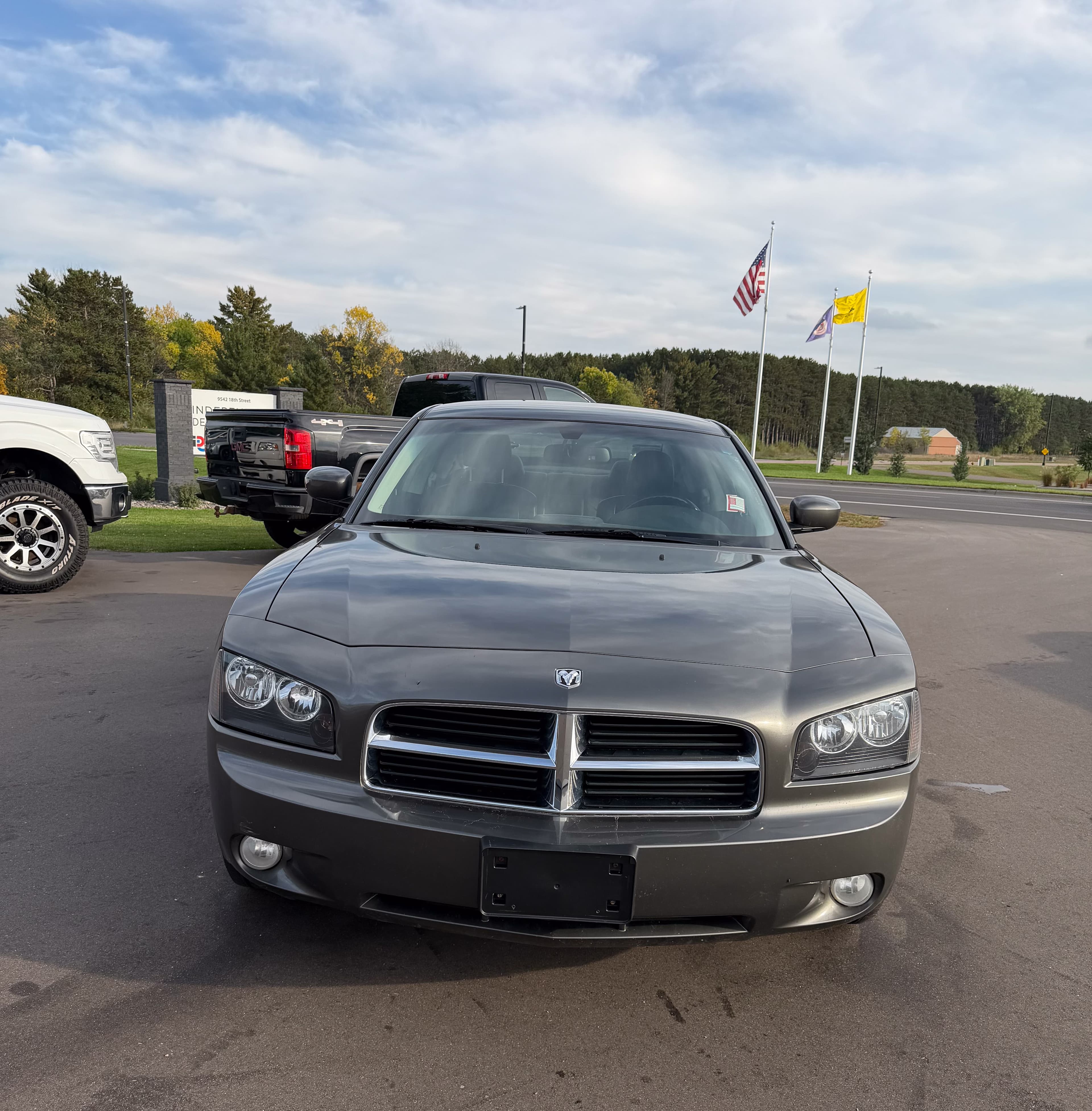 2010 Dodge Charger R/T — photo 3 of 17