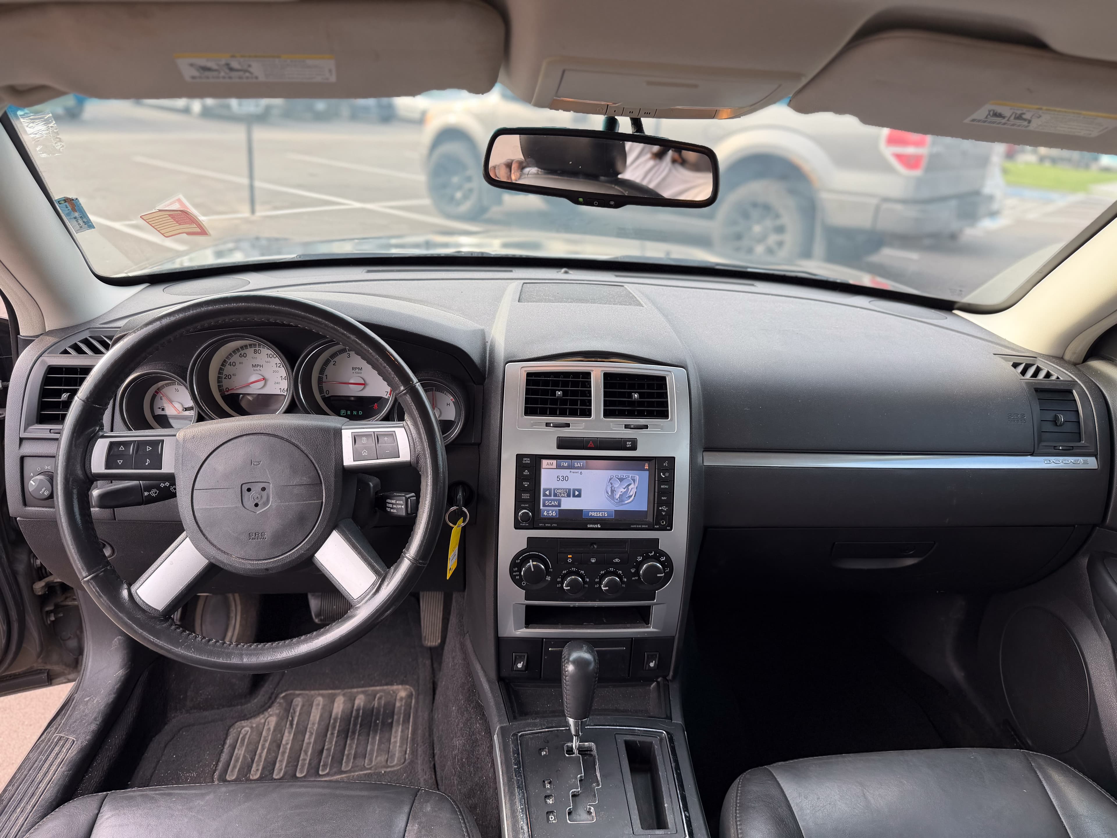 2010 Dodge Charger R/T — photo 15 of 17